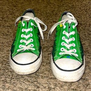 Custom painted green converse with acrylic paint, had held good for over 5 years